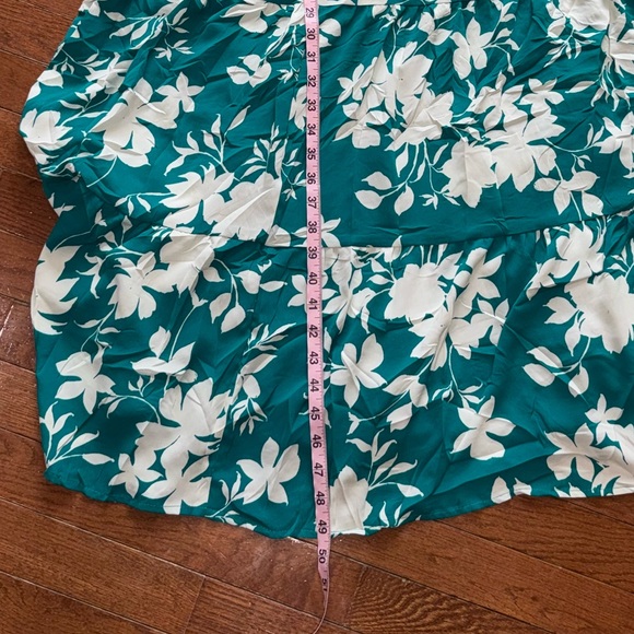 Torrid Dress Tea Length Studio Crepe De Chine Tie Neck Tiered Dress NWT 4X - Picture 4 of 13